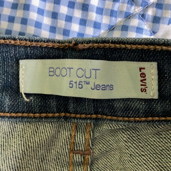 Levi's Classic Blue Jeans - Picture 3 of 6